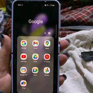 Samsung Galaxy z flip 4